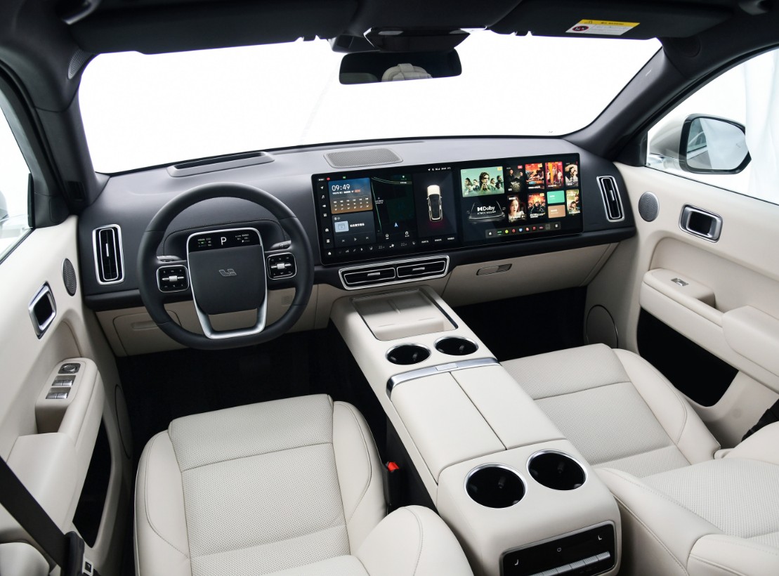 理想l8汽车2023款最新款价格?理想l8新款多少钱？